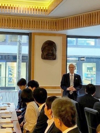  藤山大使のチューリッヒ日本商工会（JCCIZ）新年会への出席