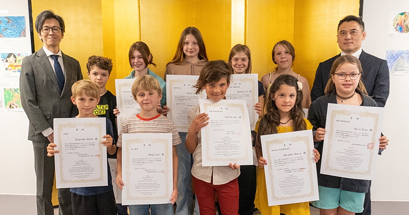 13. Austausch von Kinderzeichnungen zwischen Hamamatsu und Bern