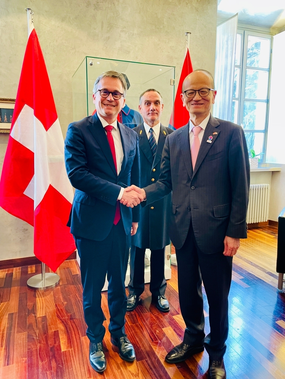Botschafter Fujiyama stattete dem Kanton Tessin einen Besuch ab