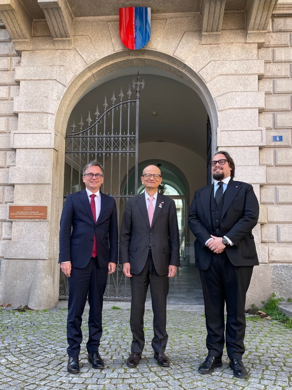 Botschafter Fujiyama stattete dem Kanton Tessin einen Besuch ab