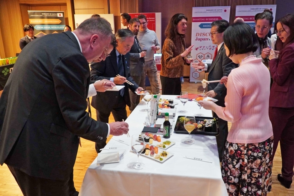 Empfang für das 30-jährige Jubiläum der diplomatischen Beziehungen zwischen Japan und Liechtenstein