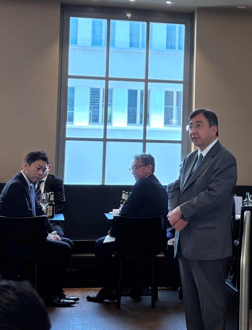 チューリッヒ日本商工会年次総会への大使出席